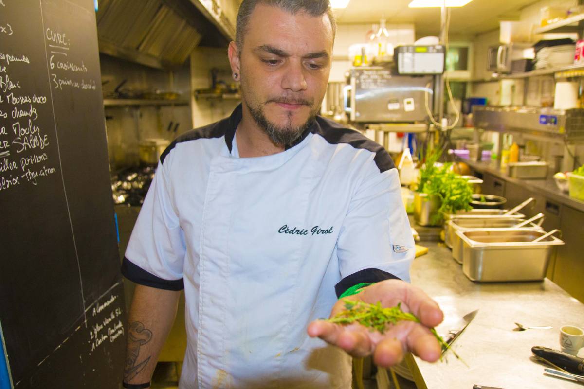Gens d'ici : Chef Cédric Girol et sa nouvelle carte au Bistrot de Jennifer