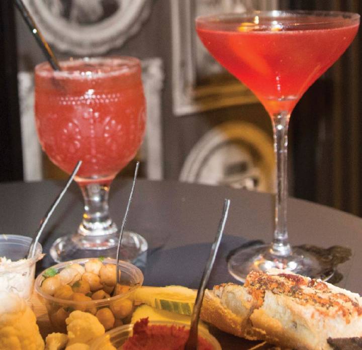 Ouvre-boîte : Le Chick's Bar