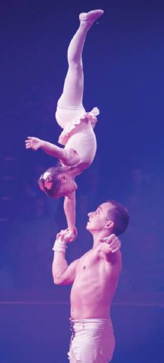 Arlette Gruss ose le cirque !
