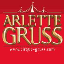 Le Cirque Arlette Gruss. Salle de spectacles Cirque. Valbonne
