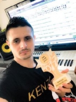Gens d'ici : Kenzo DJ d'Or 2017 !